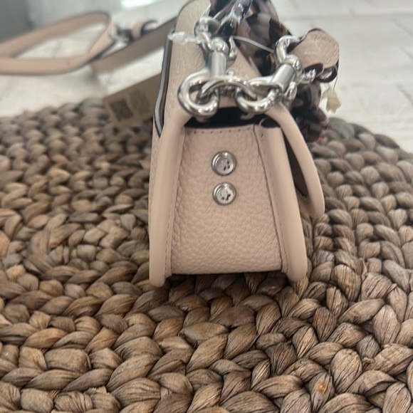 Coach Coachtopia Micro Wavy Dinky Crossbody Bag NWT Cloud - Picture 3 of 12